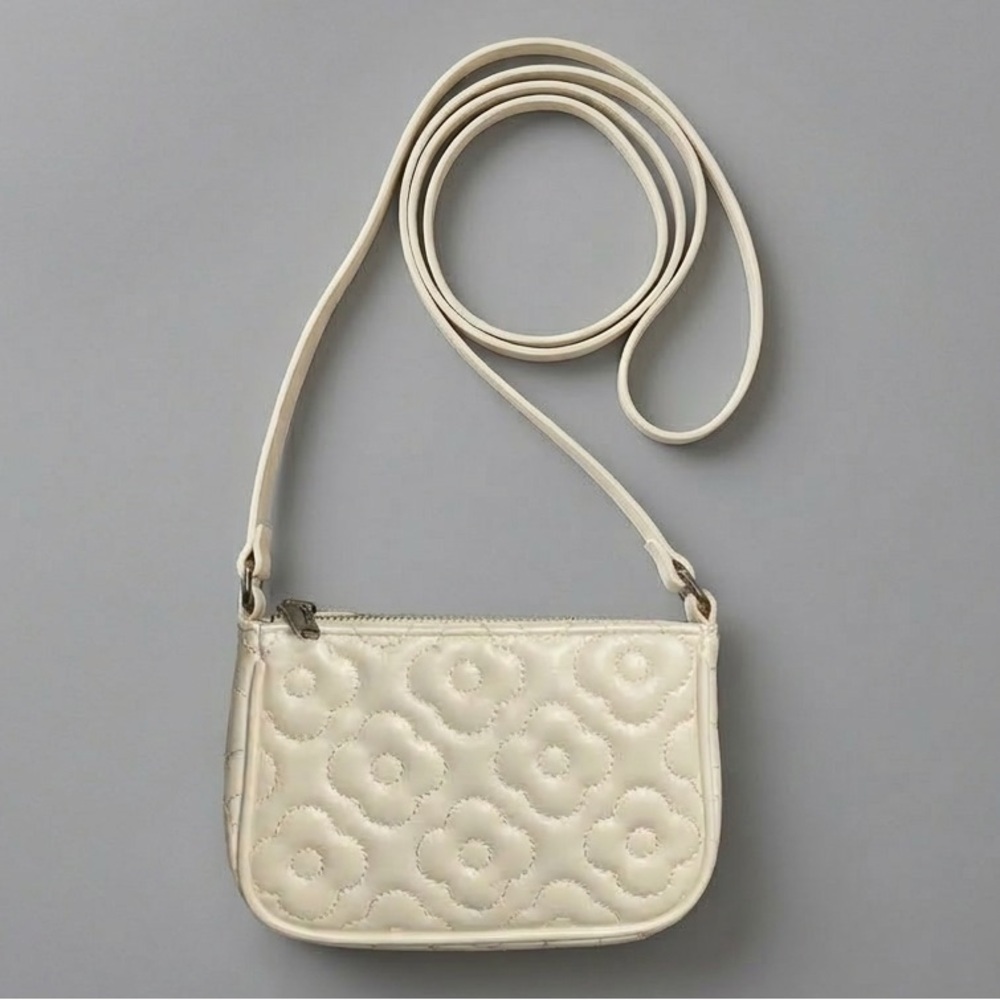 748 Wild Fable Floral White Quilted Crossbody Bag Cream Small Shoulder Purse OS